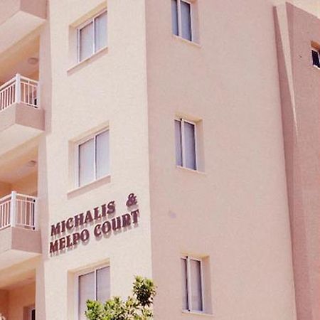 Melpo Court Apartment Geroskipou Bagian luar foto